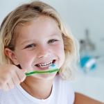 Dentistas em Santos - Thumb - Escovar bem os dentes não significa escovar com força!